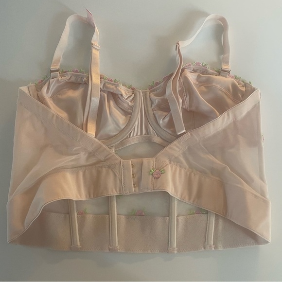 New! Victoria's Secret Rosebud Strapless Plunge-Back Corset Top 22995 - Picture 3 of 8